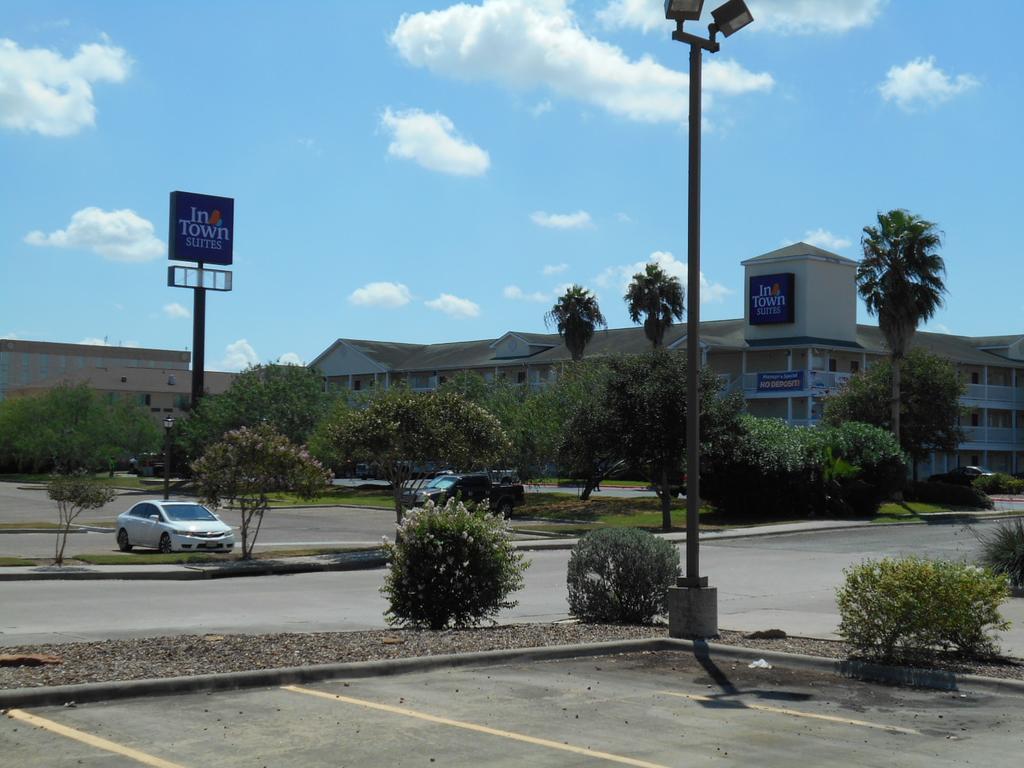 Intown Suites Extended Stay Select Corpus Christi Tx Eksteriør billede