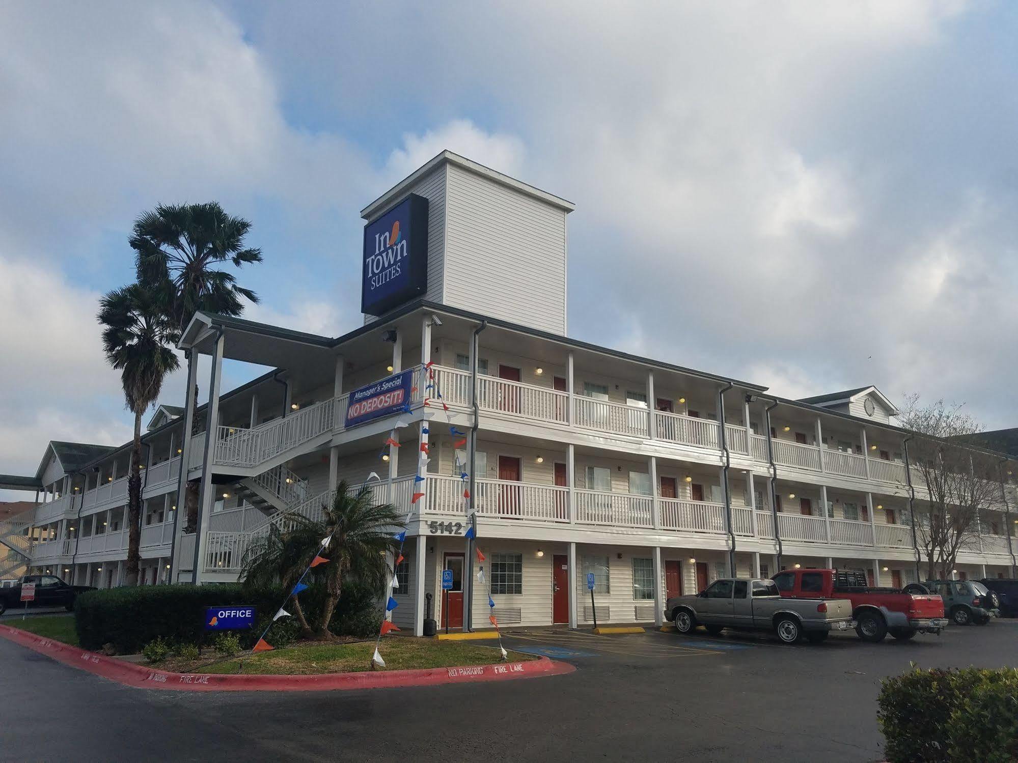 Intown Suites Extended Stay Select Corpus Christi Tx Eksteriør billede